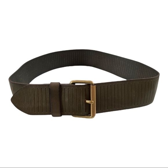Linea Pelle WOMENS green belt size small EUC - Picture 1 of 6
